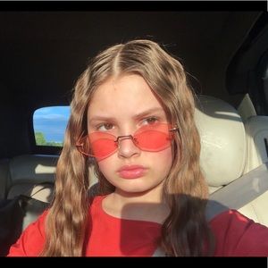 Meet your Posher, Ariana